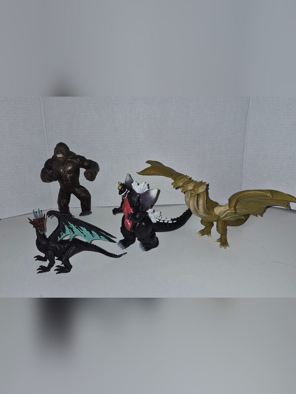 Action Figure lot movie monsters space godzilla, King Gidra, King Kong And More